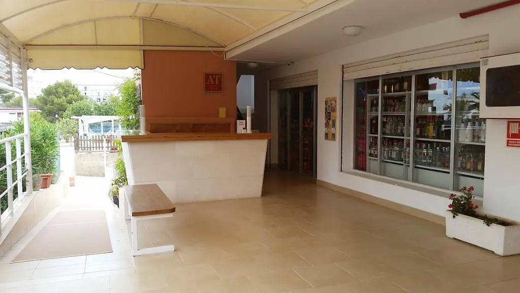 Aparthotel Apartamentos Vista Al Puerto San Antonio